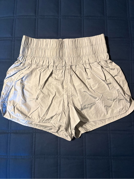 FP Movement by Free People Pants - Free People Light Gray Elastic Waist Women's Shorts